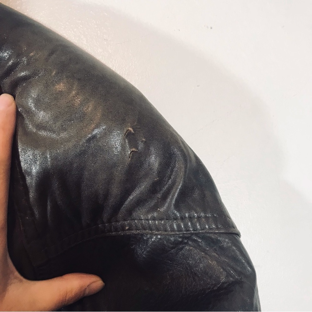 Vintage 90s distressed leather jacket - Picture 9 of 9
